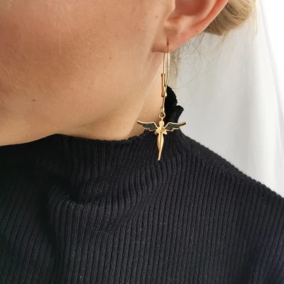 Kolczyki PREMIUM STAL CHIRURGICZNA Anioł czarne kryształki kolor złoty Blueberry 