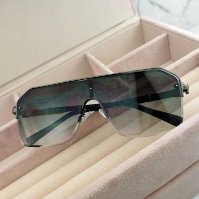 Okulary przeciwsłoneczne Prius czarne cieniowane oprawki  