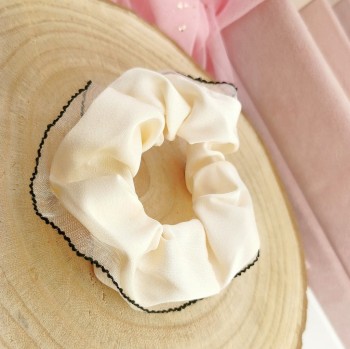 Gumka do włosów ozdobna Kokarda frotka owijka ozdobna kremowa