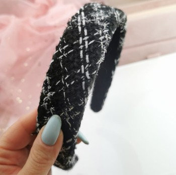 Opaska do włosów klasyczna szersza wzór kolor czarny