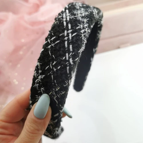 Opaska do włosów klasyczna szersza wzór kolor czarny