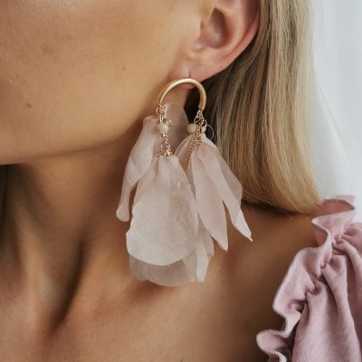 Kolczyki jedwabne KWIATY z kryształkami beżowe