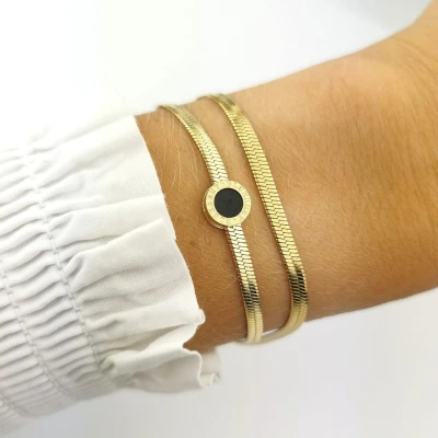 Bransoletka ze STALI CHIRURGICZNEJ podwójna żmijka czarna zawieszka kolor złoty  