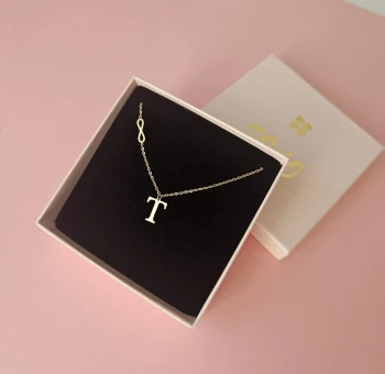 Naszyjnik litera T STAL CHIRURGICZNA Literka mała nieskończoność kolor złoty  