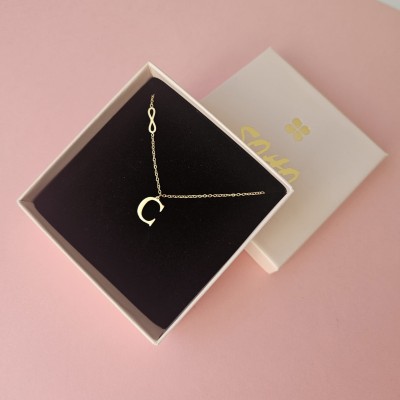Naszyjnik litera C STAL CHIRURGICZNA Literka mała nieskończoność kolor złoty 
