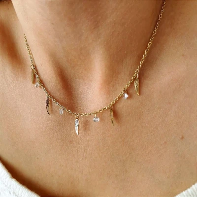 Złoty naszyjnik ze STALI CHIRURGICZNEJ skrzydła kryształy kolor złoty Premium