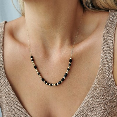 Naszyjnik  czarne koraliki złote kulki POZŁACANA STAL 