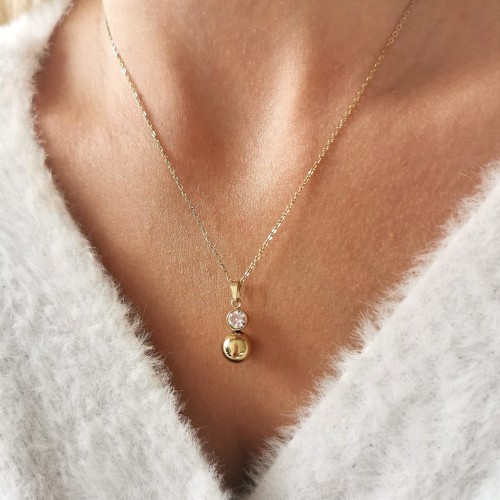 Naszyjnik ze złota kulką i kryształem