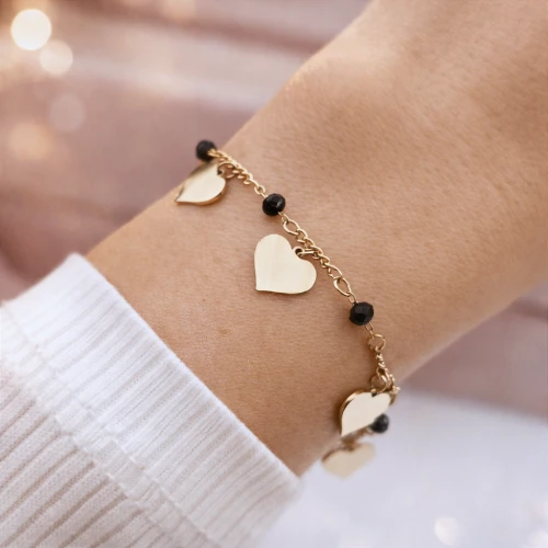 Złota bransoletka STAL CHIRURGICZNA serduszka czarne koraliki