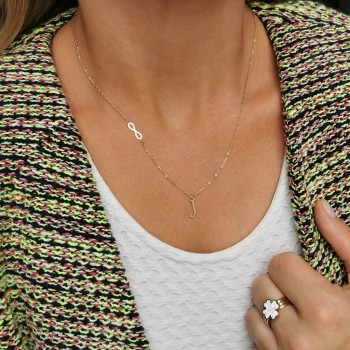 Naszyjnik litera J STAL CHIRURGICZNA BLUEBERRY Literka mała nieskończoność kolor złoty