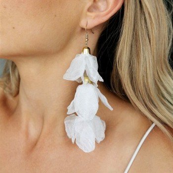 Kolczyki jedwabne wiszące KWIATY białe 