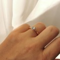 Pierścionek z okrągłym oczkiem Swarovski  Crystal 18k miedź Rose gold_sohobizuteria.pl