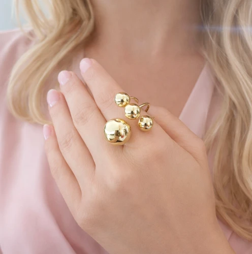 Pierścionek ze złotymi kulkami POZŁACANA STAL