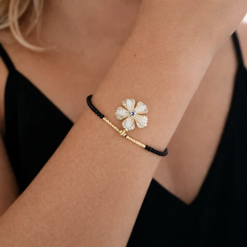 Bransoletka kwiat czarne kryształy