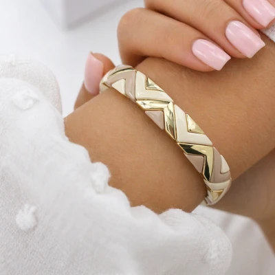 Bransoletka POZŁACANA ze STALI SZLACHETNEJ z beżowymi złotymi elementami  