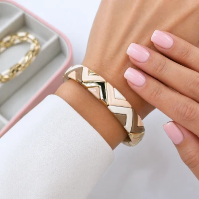 Bransoletka POZŁACANA ze STALI SZLACHETNEJ z beżowymi brązowymi złotymi elementami  