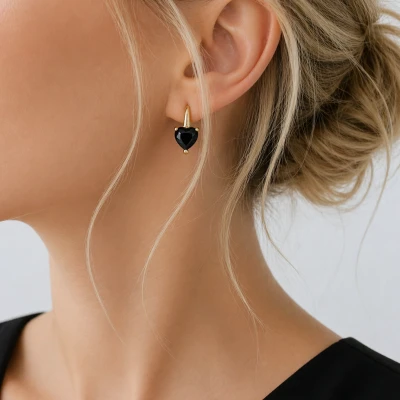 Kolczyki czarne serduszka kryształy POZŁACANE 