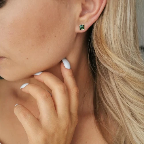 Kolczyki ze STALI CHIRURGICZNEJ koniczynka kolor zielony Blueberry